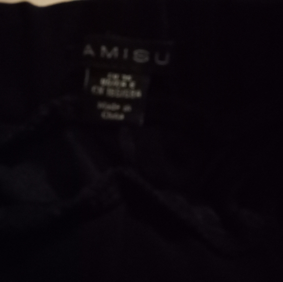 "AMISU" SHORTS (LACE W LINING) - Picture 7 of 8